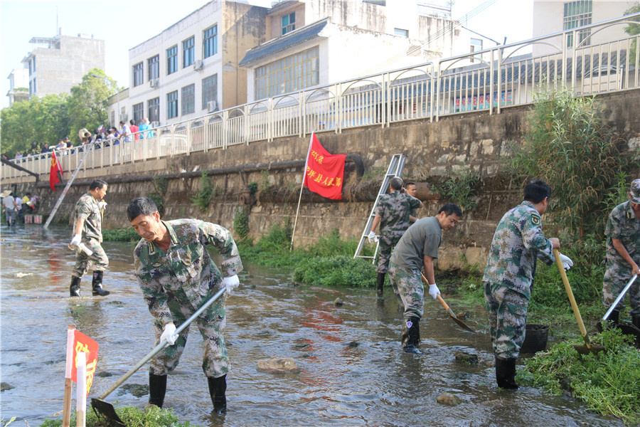 林塵鎮(zhèn)城鄉(xiāng)清潔有辦法整治衛(wèi)生顯成效